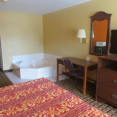 La Grange Executive Inn And Suites Pokój zdjęcie